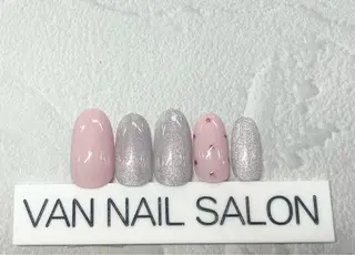 ネイル Van Nail Salonのネイルデザイン