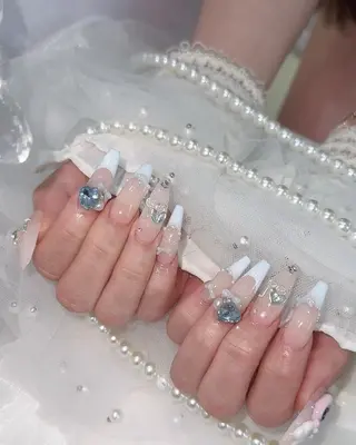 ネイル Queen Nail 柏店　クイーンネイルのネイルデザイン