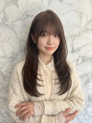 セミロング カラー 🍒しの🍒 カット/艶カラーのヘアスタイル