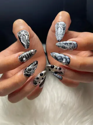 ネイル Nail Salon L'arc所属・☆Mèo ☆のネイルデザイン