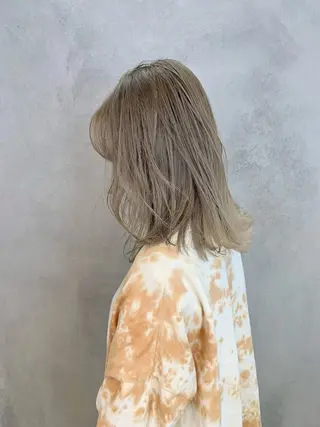 ミディアム 田村講幸 ALBUMアカデミーのヘアスタイル