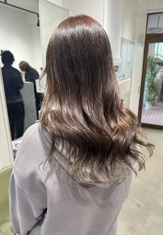 ロング カラー ハイトーン/レイヤー /艶カラー🎀のヘアスタイル
