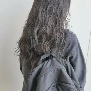 セミロング カラー iplus✴ まつげ、眉毛、耳つぼのマツエク・マツパデザイン