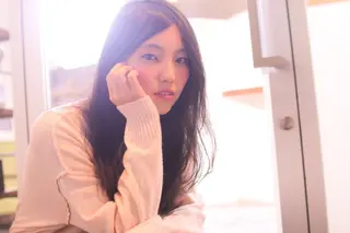 セミロング ロング カラー パーマ 平松 千枝のヘアスタイル