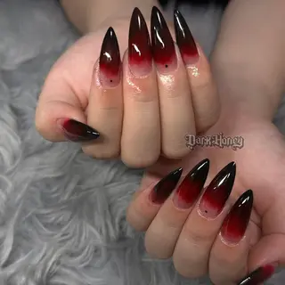 ネイル Dark honey スカルプ専門原宿店のネイルデザイン