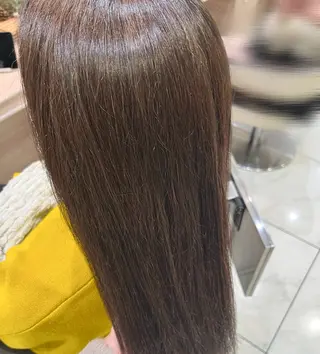 カラー 丸 美紀のヘアスタイル