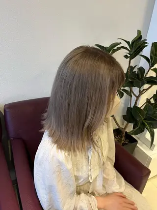 ミディアム カラー ヘアアレンジ ちひろ /似合わせカラーのヘアスタイル