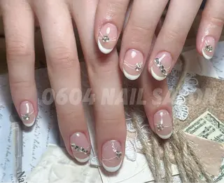 ネイル ishiro 🍂のネイルデザイン