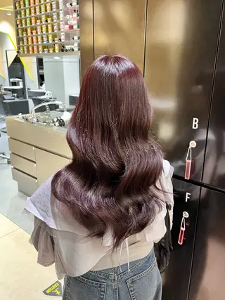 セミロング 山下 とよかのヘアスタイル