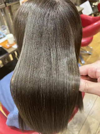 パーマ 清明 杏友見のヘアスタイル