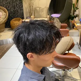 ショート カラー パーマ ヘアアレンジ メンズ シャドウパーマ 石見のヘアスタイル