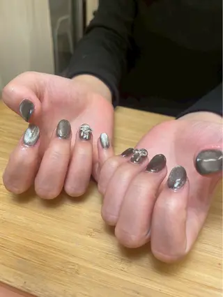 マツエク・マツパ VIVA NAIL所属・自爪を傷つけない フィルイン3500円のネイルデザイン