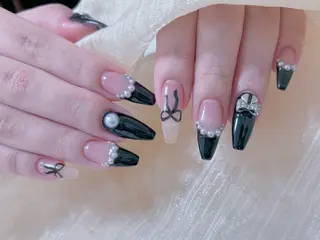 ネイル ネイルサロンエクラ 🫧Shizukaのネイルデザイン