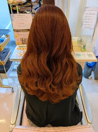 ミディアム 鈴木 優里花のヘアスタイル