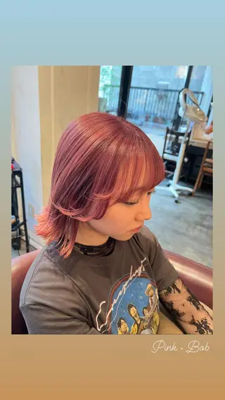 ミディアム カラー ハイライト/インナー /ブリーチ/レイヤーのヘアスタイル