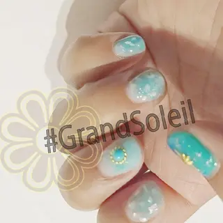 ネイル グランドソレイユ (駐輪場あり)のネイルデザイン