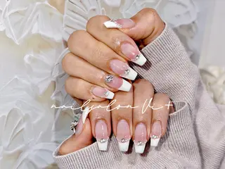 ネイル ✨Nailsalon Vi+✨のネイルデザイン