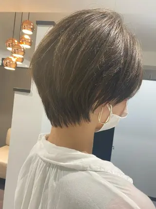ショート 大上 真奈未のヘアスタイル