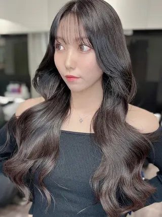 ロング カラー ヘアサロンelyts 表参道店のヘアスタイル