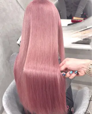 カラー ピンク率90%🎀× 肌映えカラー小川新大のヘアスタイル