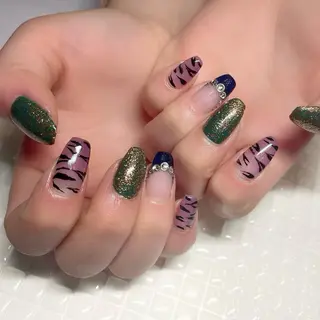 ネイル REMIA湘南台所属・REMIA 佐藤のネイルデザイン