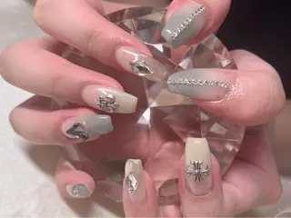 ネイル マツエク・マツパ アイブロウ Nail&eye Belire 新宿のネイルデザイン