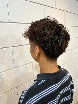 ショート メンズ 相澤 拳のヘアスタイル