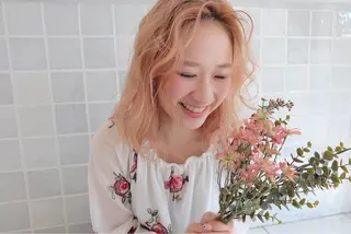 ショート カラー パーマ ヘアアレンジ レイヤー/ラベンダー オージュア/枝元唯のヘアスタイル