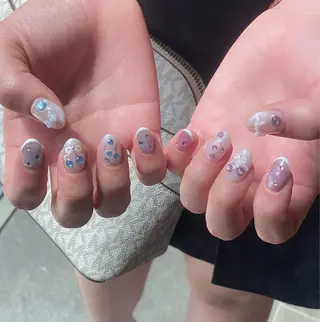 ネイル ｉｎｇ .のネイルデザイン