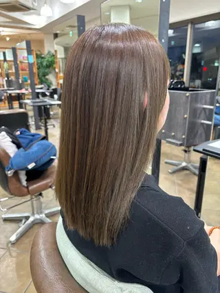 カラー みやもと みくのヘアスタイル