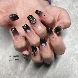 ネイル 菅 恵奈のネイルデザイン