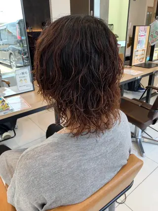 ミディアム ルクール柏崎店　亀山 由樹のヘアスタイル
