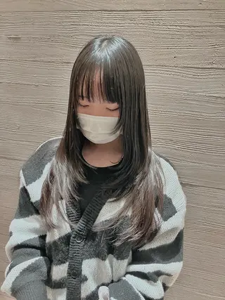 ロング サキ🤍ハイトーン 🩰くびれ巻きヘアのヘアスタイル