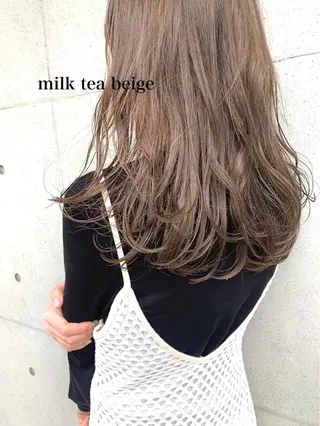 セミロング カラー Zina 藤崎店所属・zina藤崎📛 井上美乃里のヘアスタイル