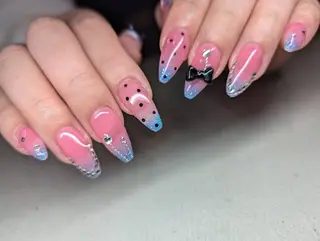ネイル Nailsalon BEeR。のネイルデザイン