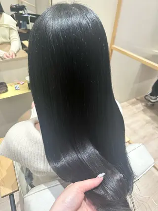 ロング 中村 友莉夏のヘアスタイル