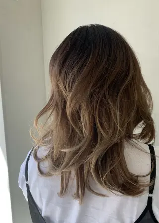 ミディアム カラー 🌸花屋併設🌸寺島 秀美のヘアスタイル