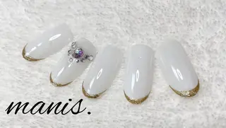 ネイル manis .のネイルデザイン
