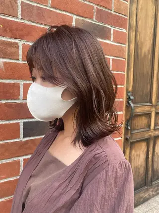 セミロング 髪質改善韓国レイヤー SHIORI🦋のヘアスタイル