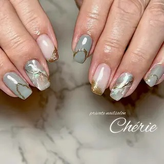 ネイル nailsalon Chérie by Raika所属・nailsalon Chérieのネイルデザイン