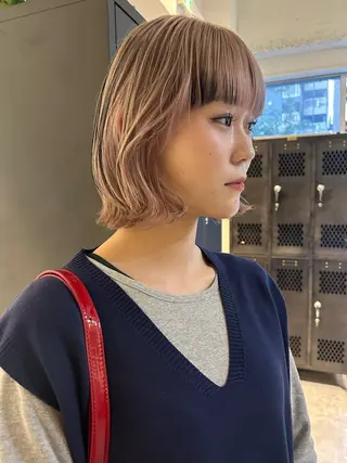 ミディアム sliver マツイ　レンのヘアスタイル