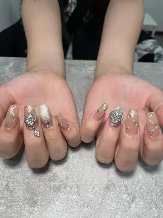 ネイル Raviliss ♡のネイルデザイン