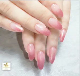 ネイル 完全予約制個室サロン Abundancesのネイルデザイン