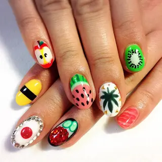 ネイル VIOLUS所属・VIOLUS 関目のネイルデザイン