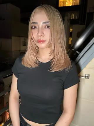 セミロング カラー land所属・透明感カラー/レイヤ ー🌙Honokaのヘアスタイル