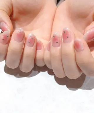 ネイル 會田 瑠衣のネイルデザイン