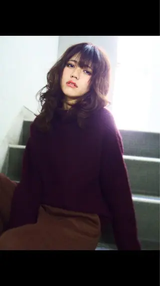 セミロング カラー 藤本 憲吾のヘアスタイル