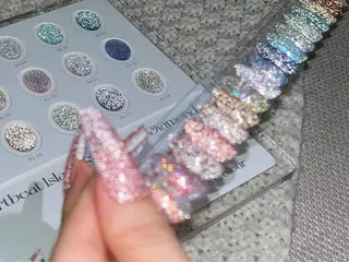 ネイル lucky nail 歌舞伎町のネイルデザイン