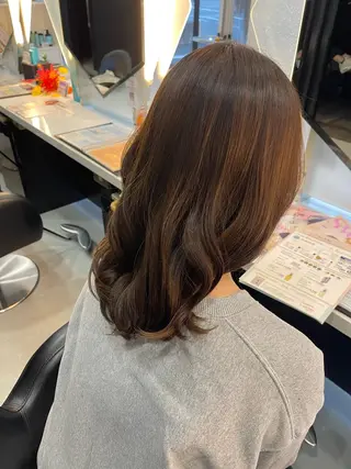 セミロング 超透明感カラー🦋韓 国羽エクステ🪽🫧のヘアスタイル