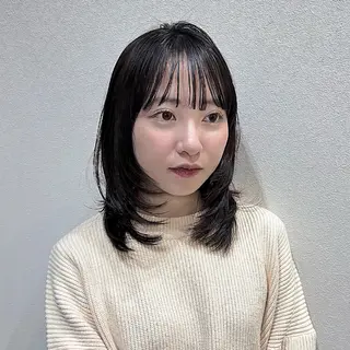 ミディアム fuyuna レイヤーカット🖤のヘアスタイル